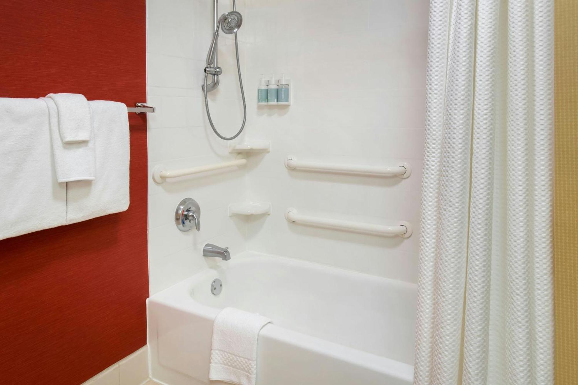 Hotel Courtyard By Marriott Mt. Laurel à Mount Laurel Extérieur photo