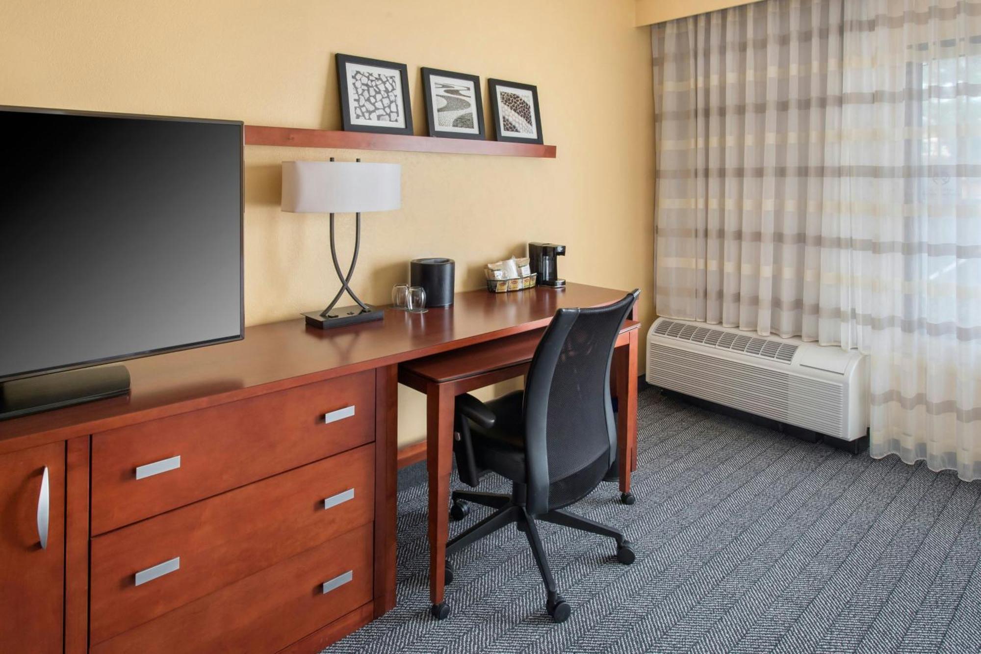 Hotel Courtyard By Marriott Mt. Laurel à Mount Laurel Extérieur photo
